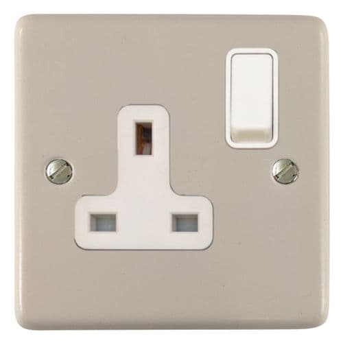G&H CW9W Standard Plate Matt White 1 Gang Single 13A Switched Plug Socket