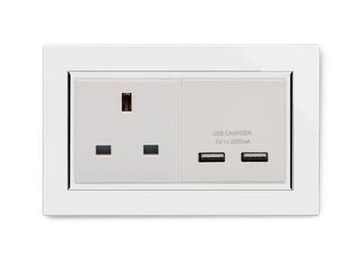 RetroTouch 13A 1G UK Socket & 2.1A Dual USB White Glass CT 00640