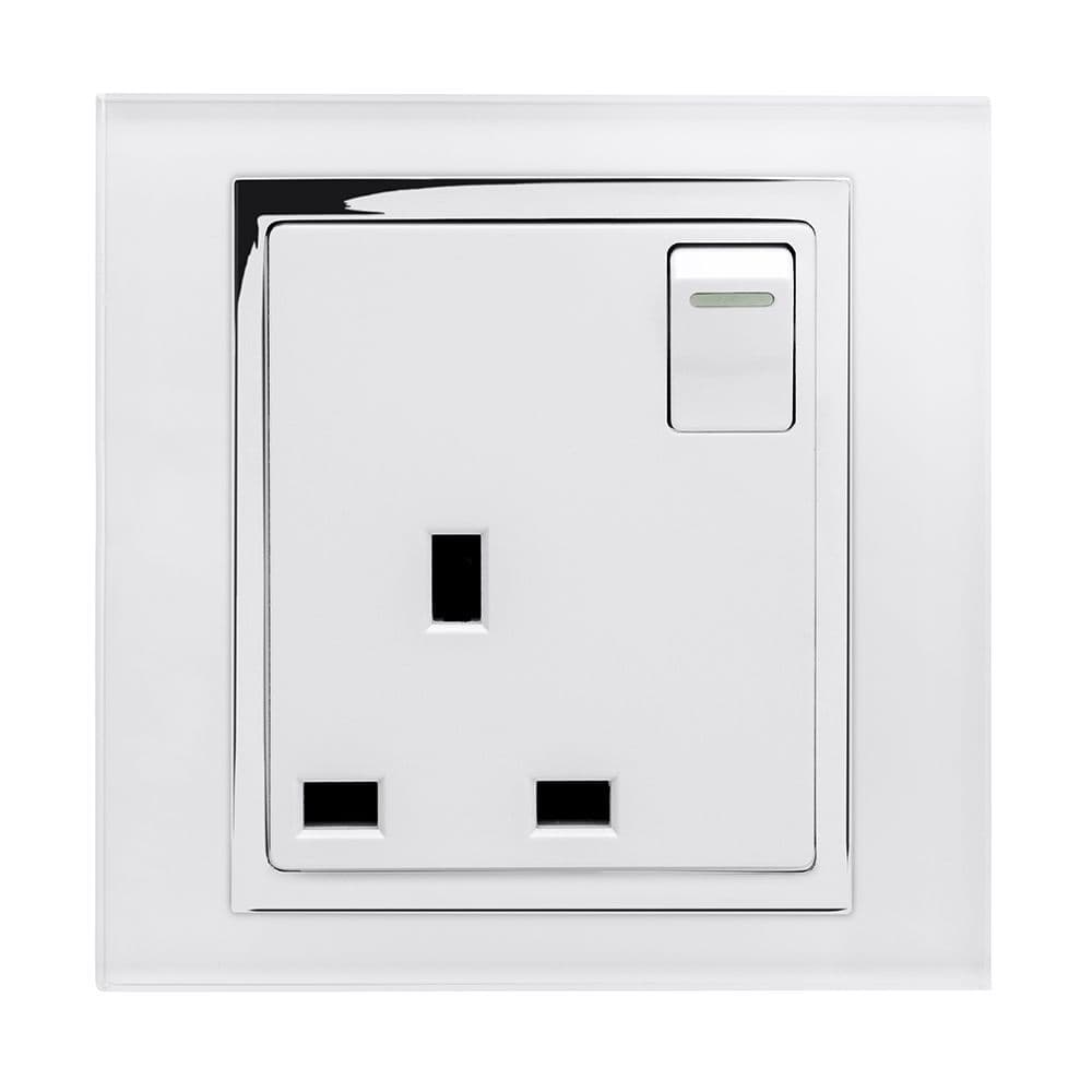 RetroTouch Single Switched Plug Socket 13A White Glass CT 00164