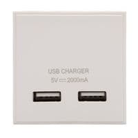 RT USB Charger 2.1A (50mmX50mm) White 09016