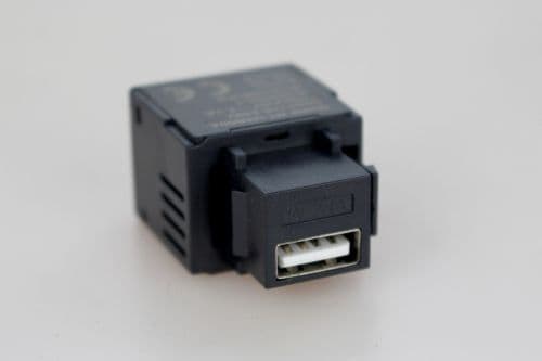 Varilight DEUSBBB European Black 2.1A USB B Charging Socket Keystone Data Insert