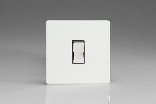 Varilight XDQKR1S Screwless Premium White 1 Gang 10A 2 Way & Off Retractive Switch