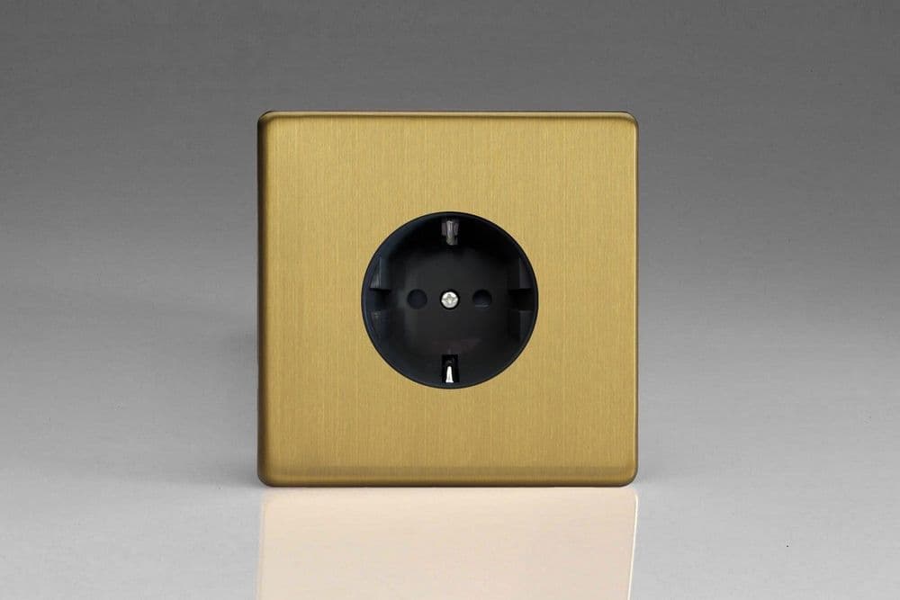 Varilight XEB5FB Euro Brushed Brass 1 Gang 16A Flush Socket with Schuko Earth