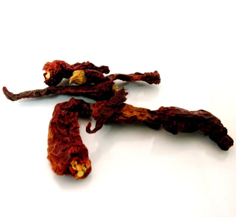 Whole Kashmiri Chillies (Dried Kashmiri Chilli Peppers) 25g | Buy Online at the Asian Cookshop
