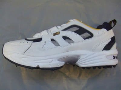 Gunn & Moore S6500 50/50 Half Spike Cricket Shoes