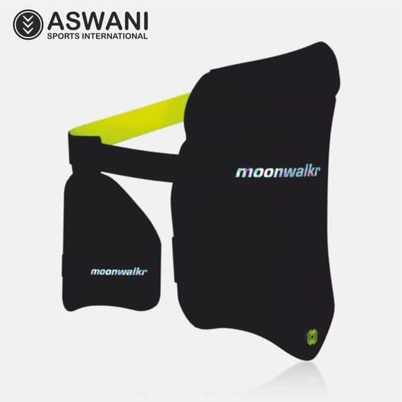 Moonwalkr 2.0 Cricket Thigh Guard, Black Youths