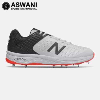 New Balance CK4030L4 Spike Cricket Shoes