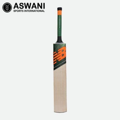New Balance DC880 Adult Cricket Bat