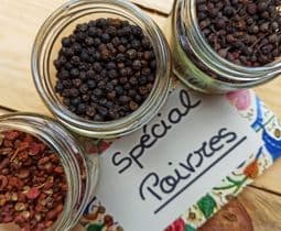 tSpécial Poivres