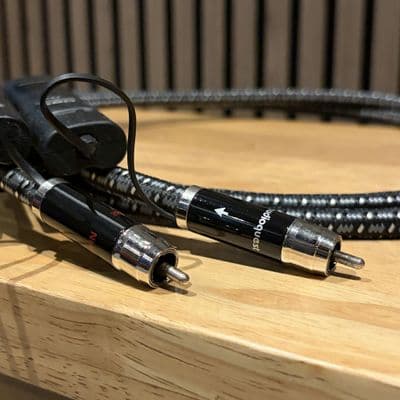 AudioQuest Niagara Analogue Interconnect 72v DBS 1m  RCA