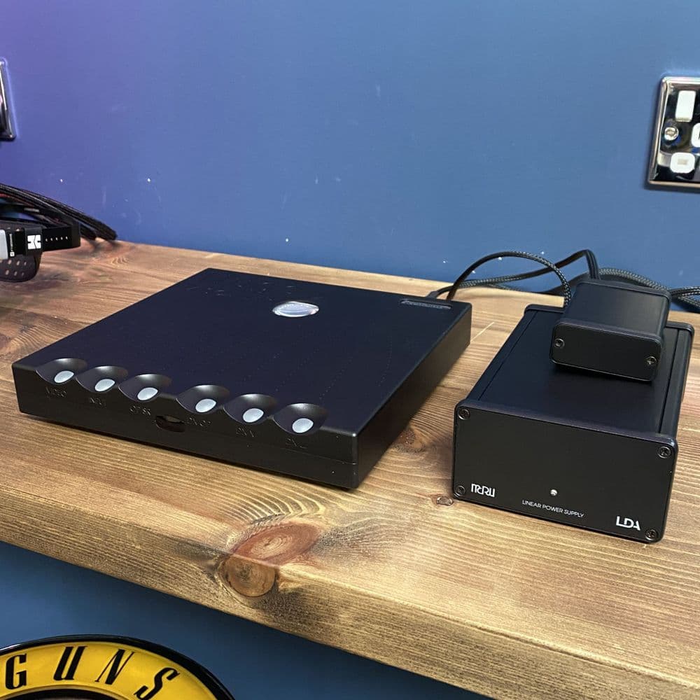 Chord M Scaler + MCRU Linear PSU | Audio Emotion | Preowned