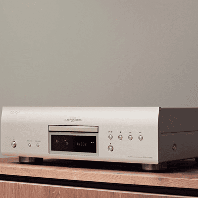 Denon DCD-1700NE SACD Player