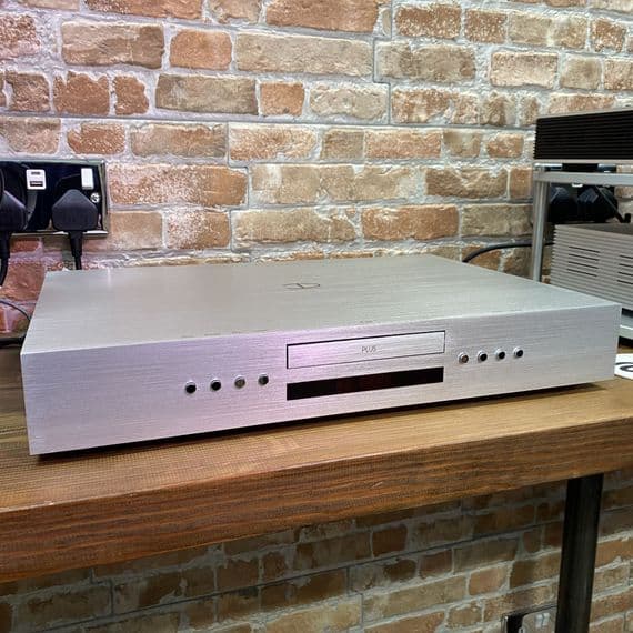 Densen BEAT B-400 PLUS CD - Albino Finish  | Audio Emotion | Preowned