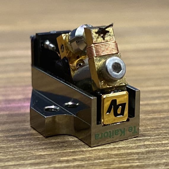 Dynavector Te Kaitora Rua Moving Coil Cartridge | Audio Emotion | Preowned