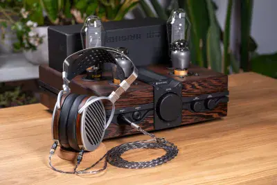 Feliks Audio Envy Susvara Edition Headphone Amplifier with Susvara OG Headphones