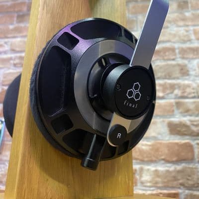 Final D8000 Headphones Black