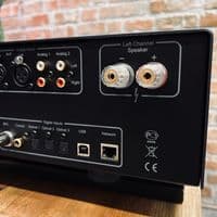 Hegel H390 - Dual Mono Integrated Streaming Amplifier | Audio Emotion