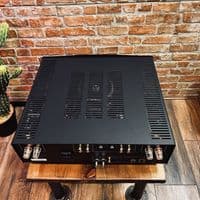 Hegel H390 - Dual Mono Integrated Streaming Amplifier | Audio Emotion
