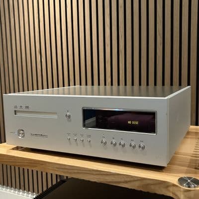 Luxman D-10X Super Audio CD Player