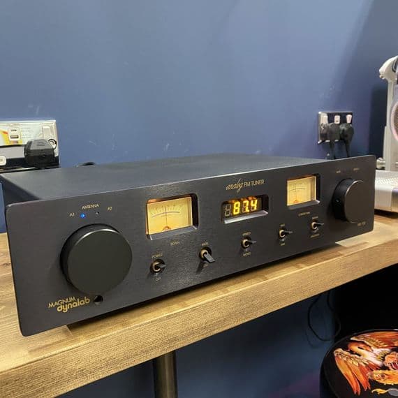 Magnum Dynalab MD102 Analogue FM Tuner | Audio Emotion | Preowned