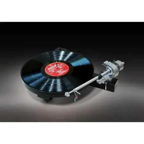 Opera Consonance Wax Engine Turntable | Audio Emotion