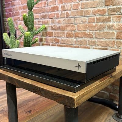 Perreaux Audiant VP3 MM/MC Phono Preamplifier
