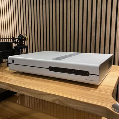 PS Audio Stellar PowerPlant 3 Regenerator - Silver