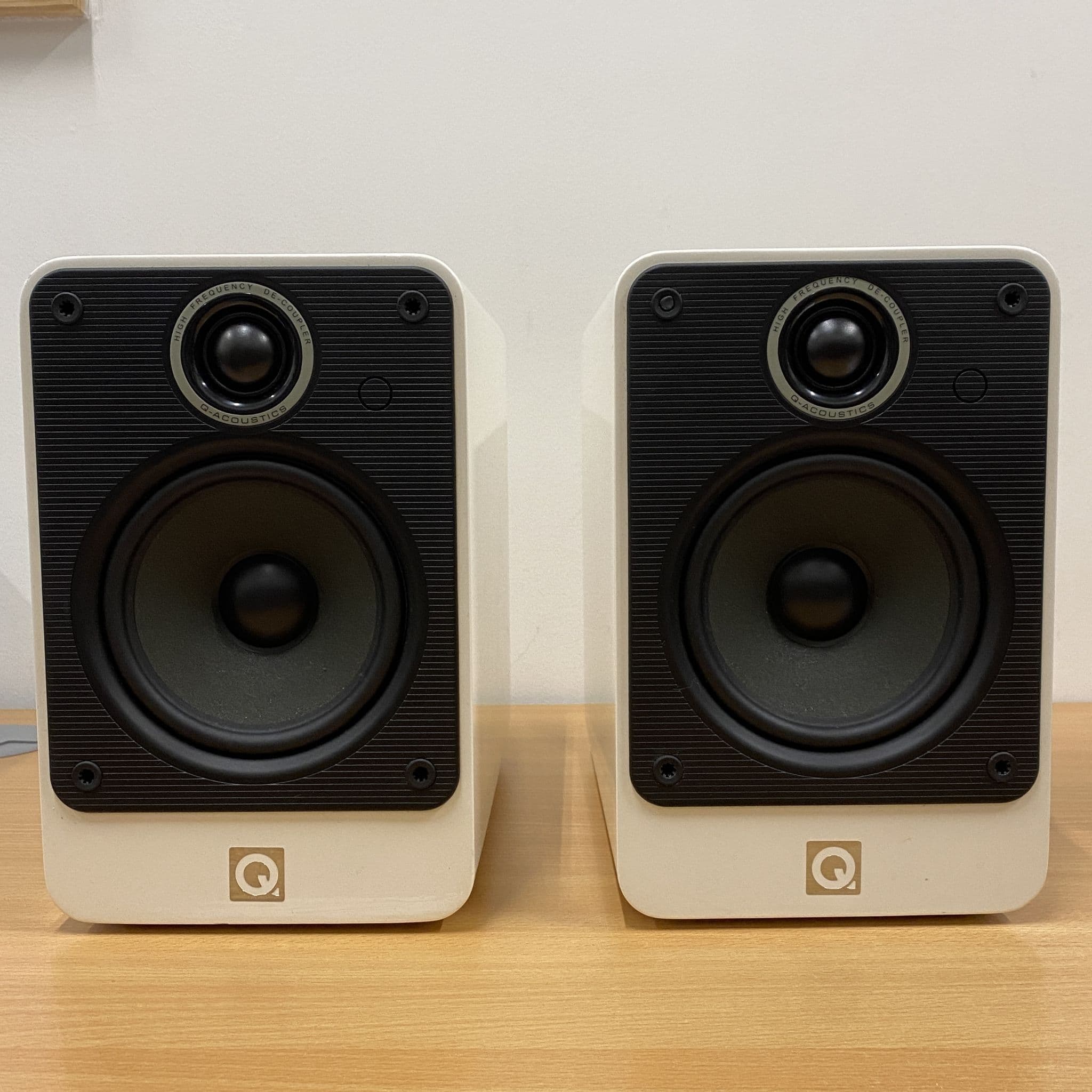 Review Qa 2020i スピーカー・ウーファー Q Acoustics 2020i Q