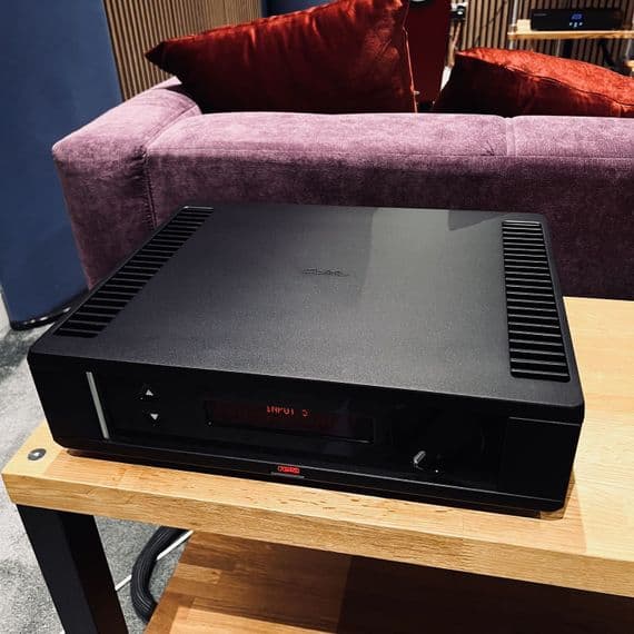 Rega Osiris Reference Level Integrated Amplifier | Audio Emotion