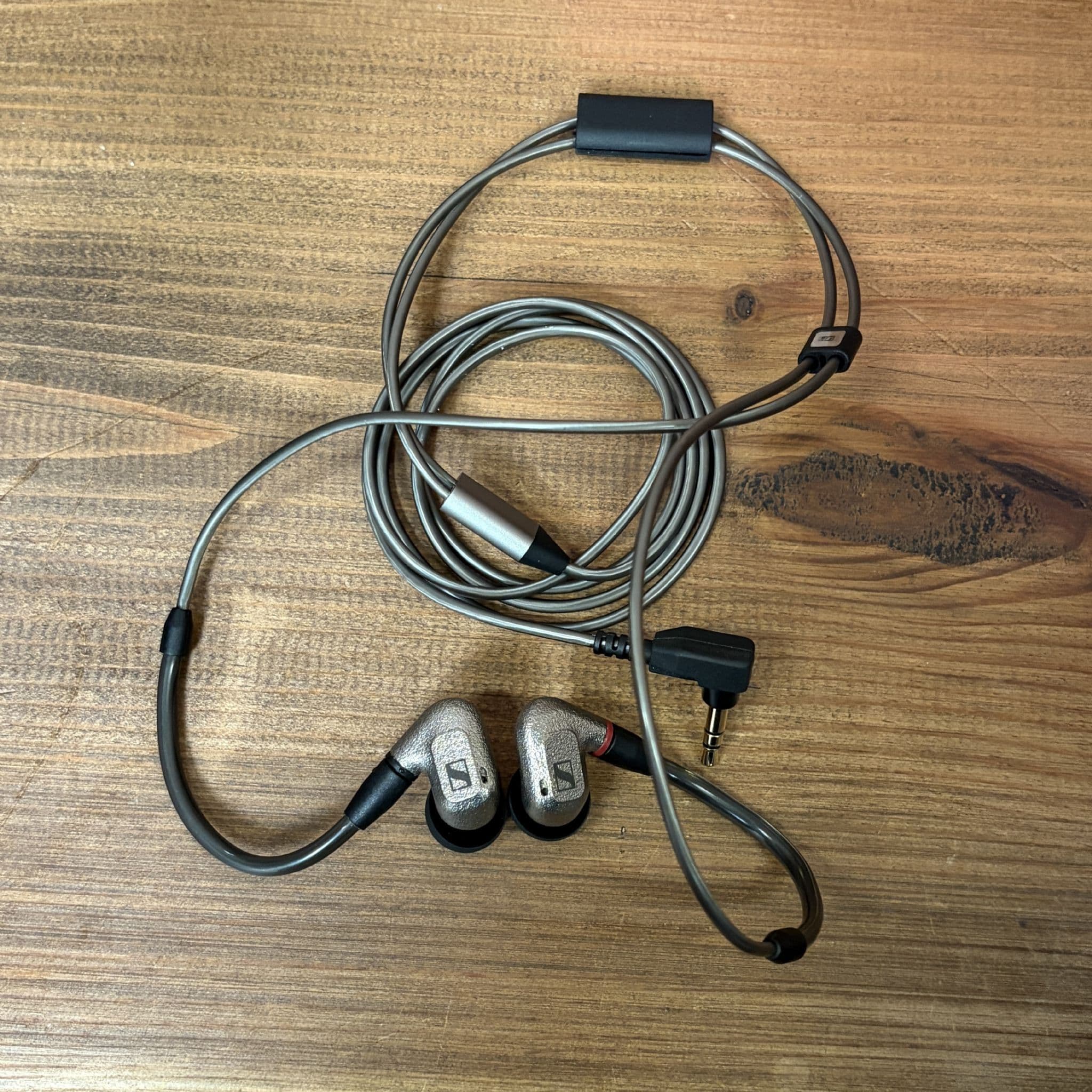 Sennheiser IE 600 In-Ear Headphones | Audio Emotion | Preowned