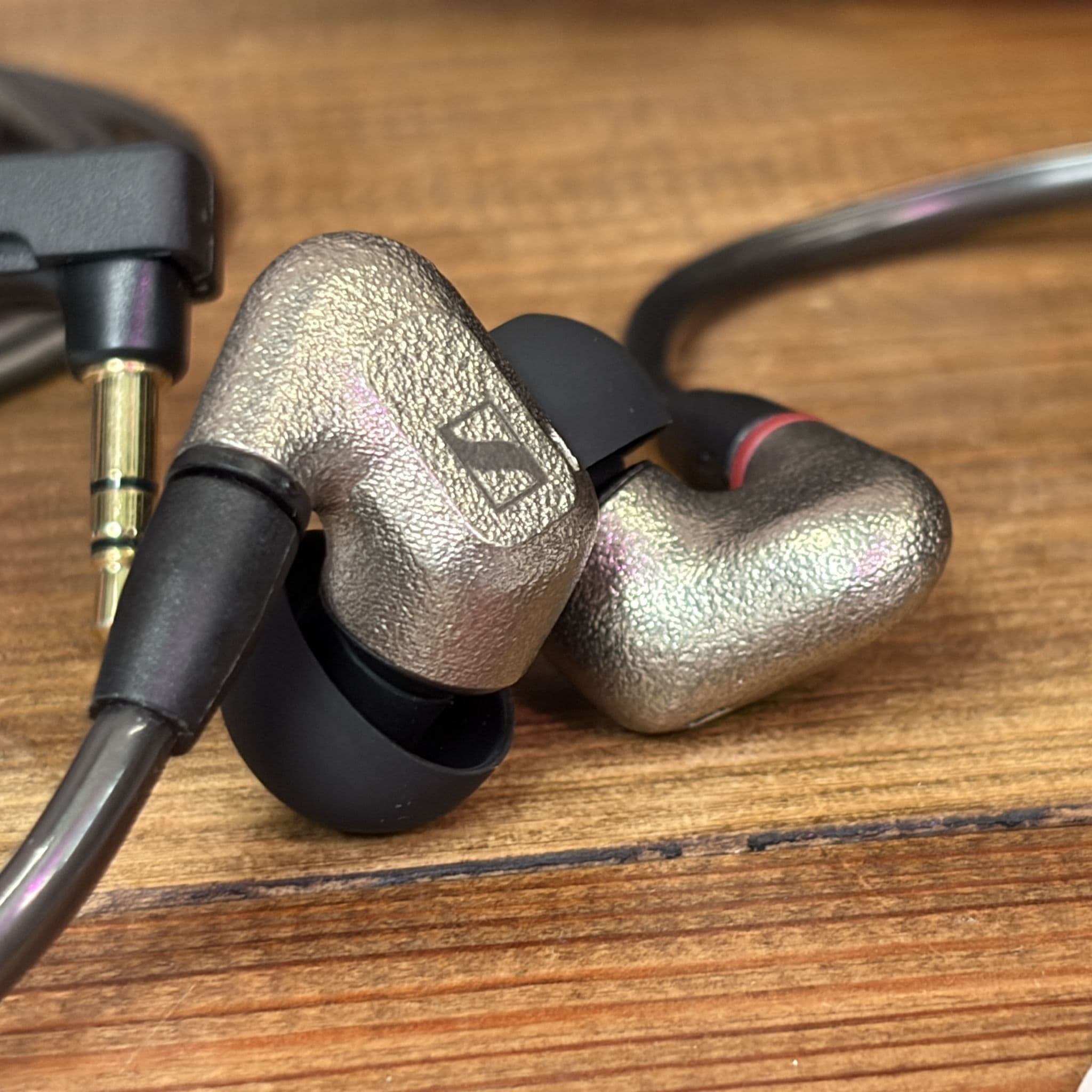 Sennheiser IE 600 In-Ear Headphones | Audio Emotion | Preowned