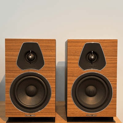 Sonus Faber Lumina II Bookshelf Speaker Pair