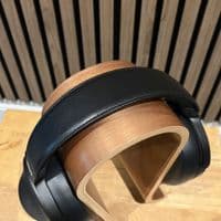 Sony MDR-Z1R Premium Over-Ear Closed-Back Headphones | Audio Emotion | Preowned