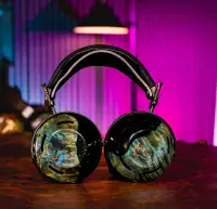 ZMF Atrium Closed Headphones - Stabilised Wood | Audio Emotion