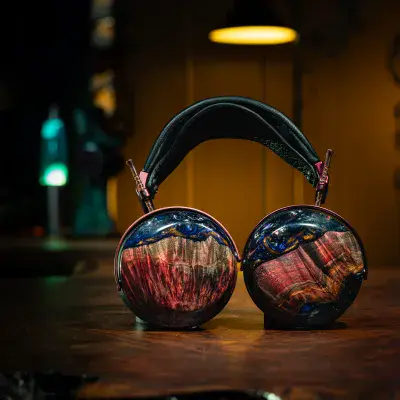 ZMF Atrium Closed Headphones - Stabilised Wood