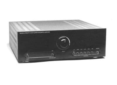 Musical Fidelity A1001 Amplifier Level 1