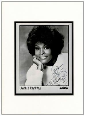 Dionne Warwick Autograph Signed Photo