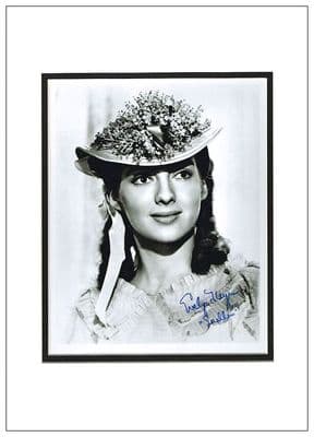 Evelyn Keyes Autograph Signed  Photo - Gone With The Wind