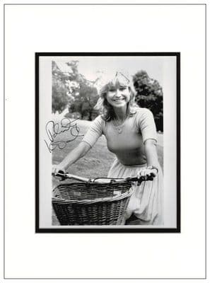 Felicity Kendall Autograph Signed Photo - The Good Life