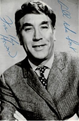 Frankie Howerd Autograph Photo Display