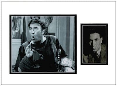 Frankie Howerd Autograph Signed Photo Display