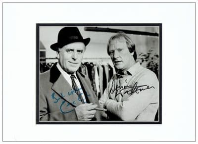 Minder Autograph Signed Photo - Cole & Waterman