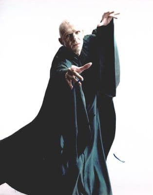 Ralph Fiennes Autograph Signed Photo - Voldemort