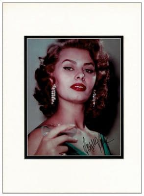Sophia Loren Autograph Photo