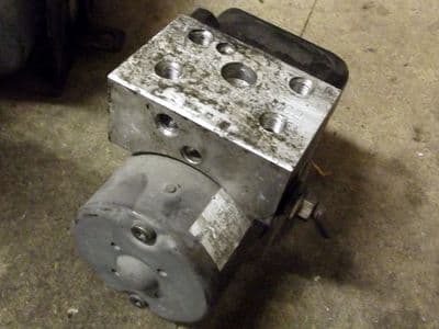 ABS control unit / pump, Mazda MX-5 mk2, NB86-43-7A0B, USED