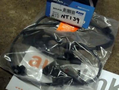 ABS sensor, Toyota Auris, Avensis, Corolla, Verso, front l/h, 8945302060