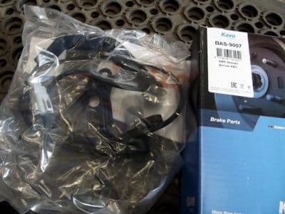 ABS sensor, Toyota Corolla AE101 AE111 EE101, front r/h, 8954212040