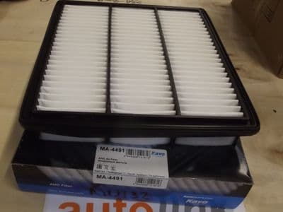 Air filter, 6G72 / 6G74, 3.0, 3.5 V6 Mitsubishi Pajero, Shogun, 07/1994 on