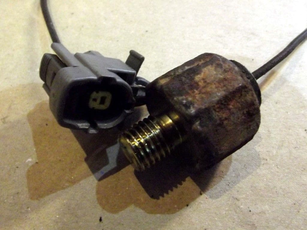 Automatic gearbox oil pressure switch Mazda MX5 mk1 1 6 Eunos Roadster