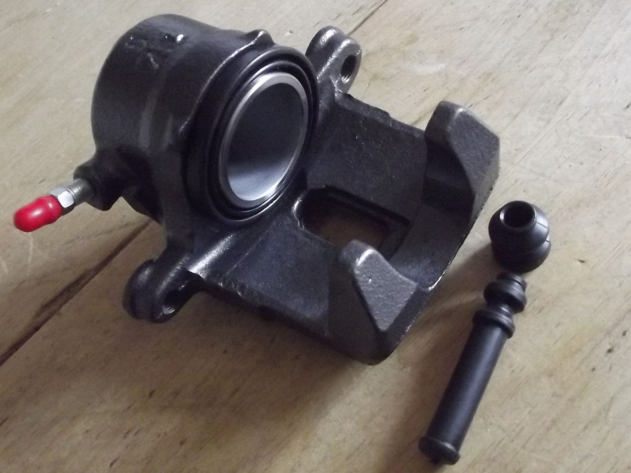 マ Brake caliper front r/h genuine Mazda MX-5 mk1 1 8 & Mk2 right